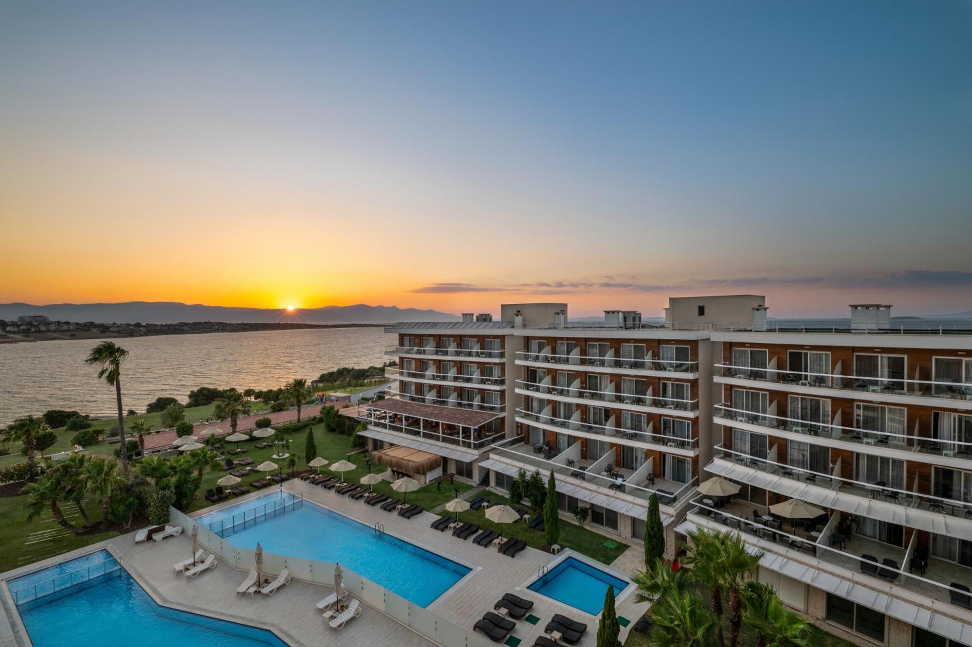 La Quinta By Wyndham Cesme Hotell İzmir Eksteriør bilde
