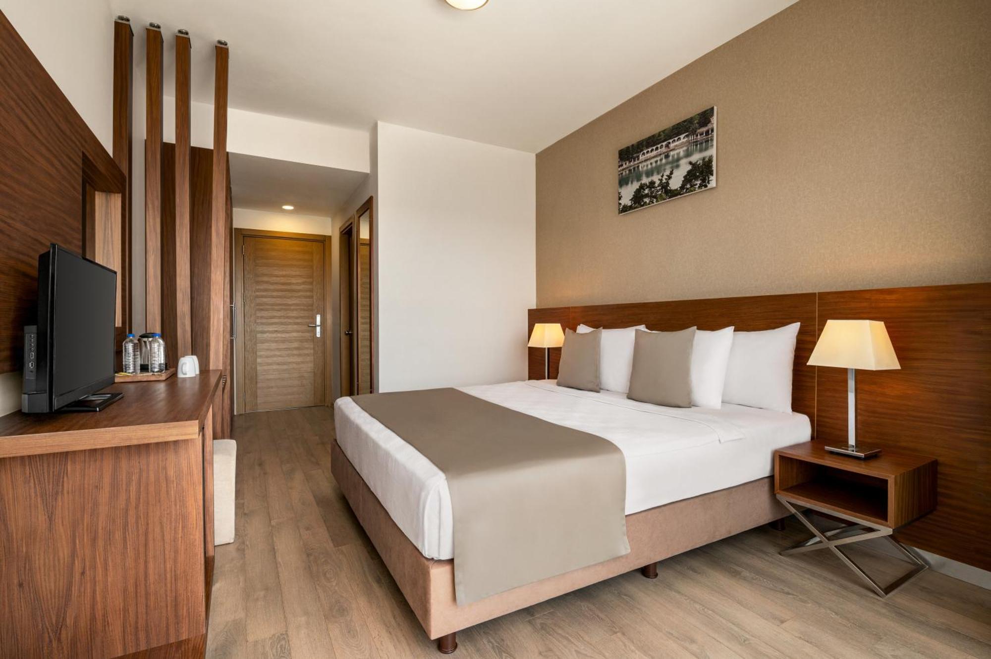 La Quinta By Wyndham Cesme Hotell İzmir Eksteriør bilde